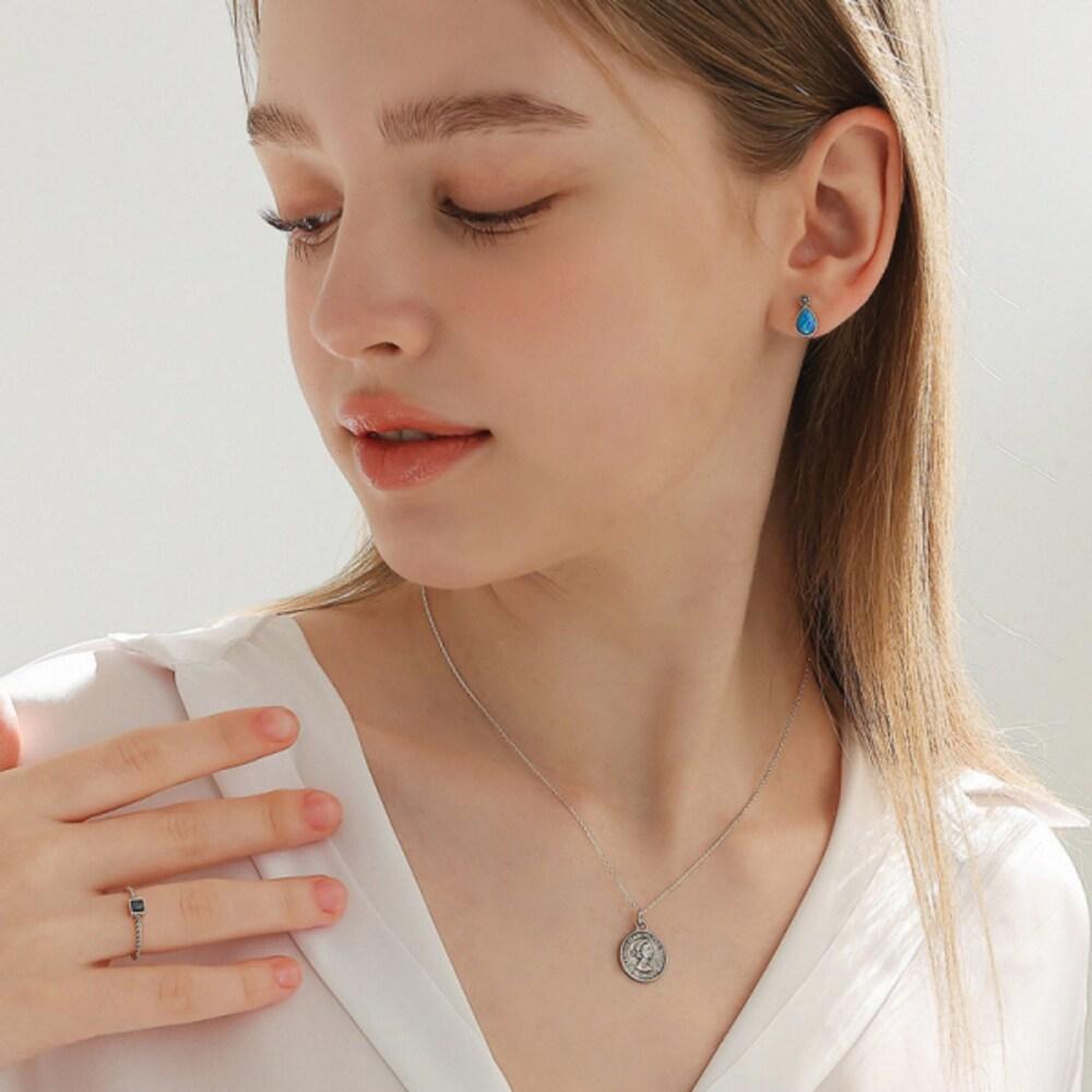 

Elizabeth Coin Silver Necklace N01113 Silver