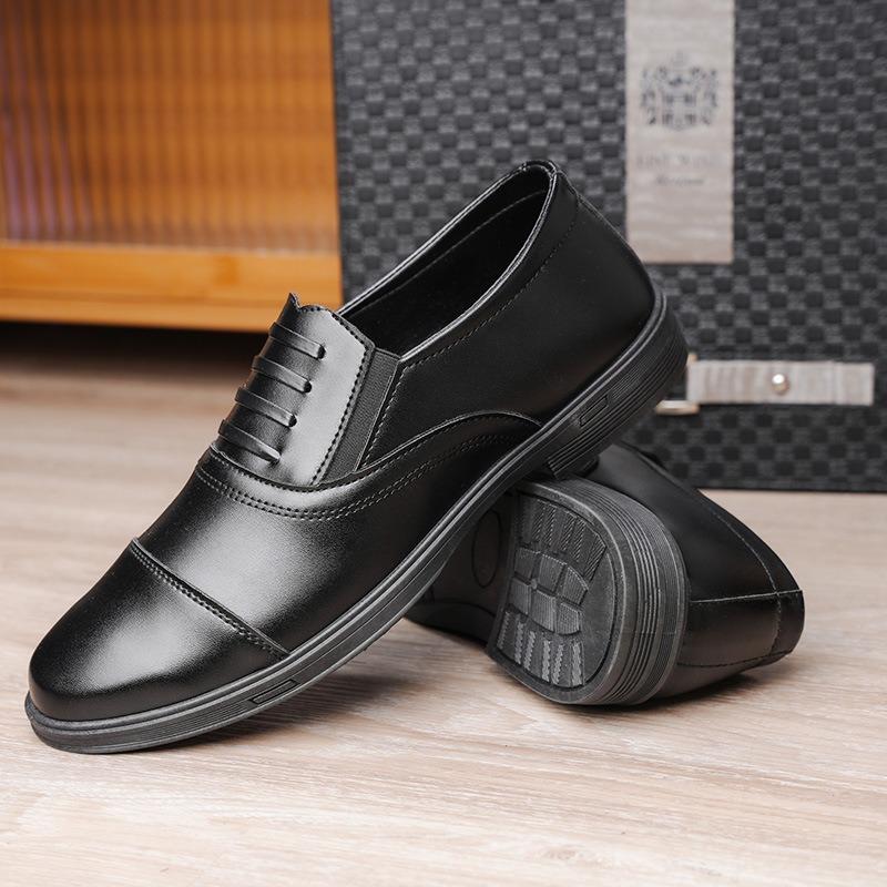 Men's Leather Driving Dress Shoes Soft Casual Three-Joint Fashion Slip-On Loafers.