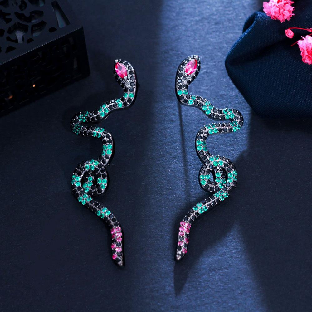 

Gun Black Snake Wrap Greenstone Red Eye Earrings Earrings Personalized Zircon Long Temperament Earrings Popular Accessories
