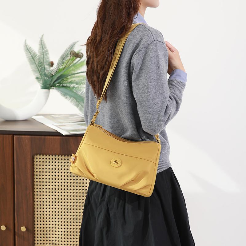 Women Lightweight Nylon Crossbody Bag Casual Shoulder Handbag Travel Purse