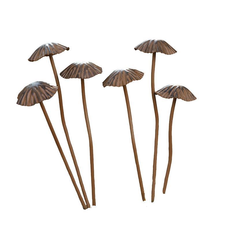 1Pcs Metal Mushroom Garden Stakes Retro Rusty Mushroom Plaque Garden For Yard Patio Lawn Outdoor Decor