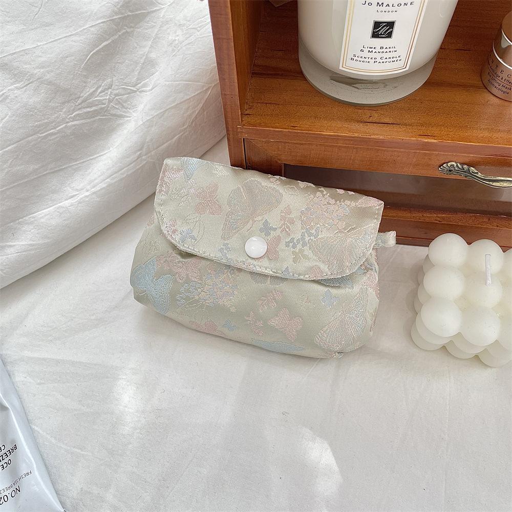 Street Trendy Butterfly Jacquard Makeup Bag Women's Multi-functional Mini Storage Pouch with Pearl Chain