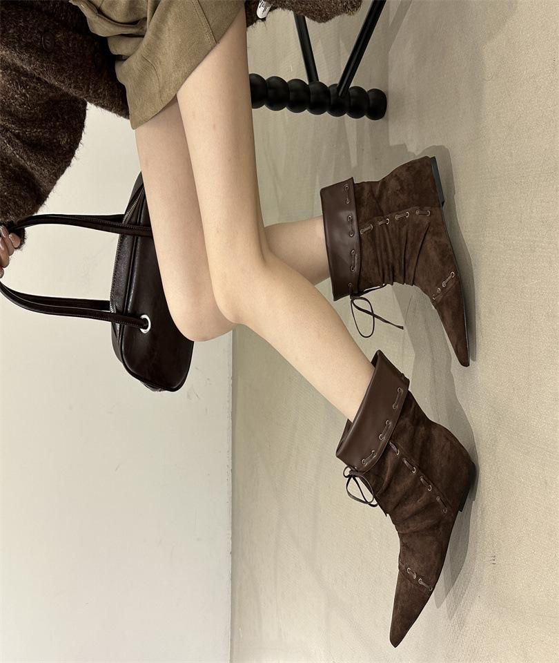 

2025 autumn and winter new fashion versatile flat heel pointed short boots women s pleated flat bottom lace-up western women s boots 39 темно-коричневого кольору