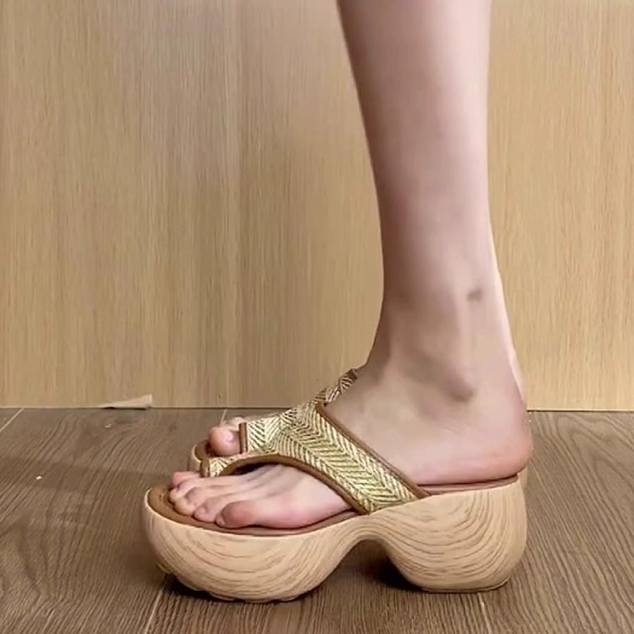 Fashion Platform Cross Strappy Slippers Wood Hole Comfotable Fashion Summer Round Toe Daily Outside Shoes For Women Height Increasing