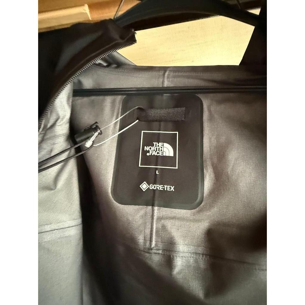 Used THE NORTH FACE Mountain Parka GORE-TEX Black THE NORTH FACE, Optimal for Mt. Fuji.