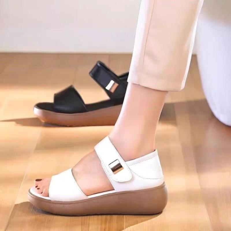 New Soft-soled, Casual, Lightweight and Large-sized Women's Sandals and Flat Shoes