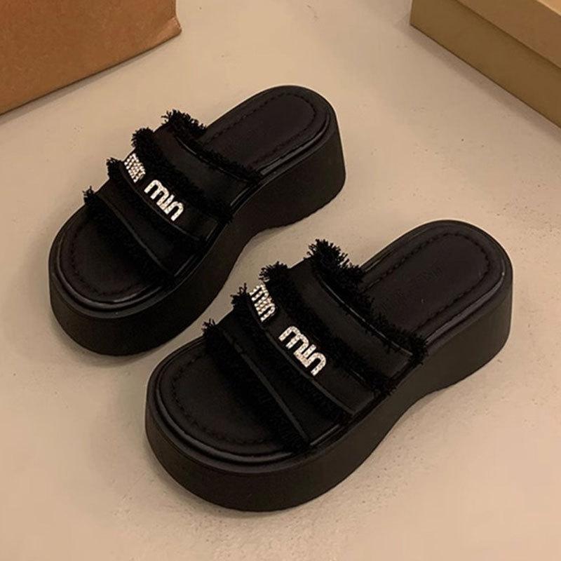 Beautiful Thick-bottomed Small Fragrant Cool Slippers Women's Summer Wear 2025 New Models with Skirts, High-end Internet Celebrity One-word Drag