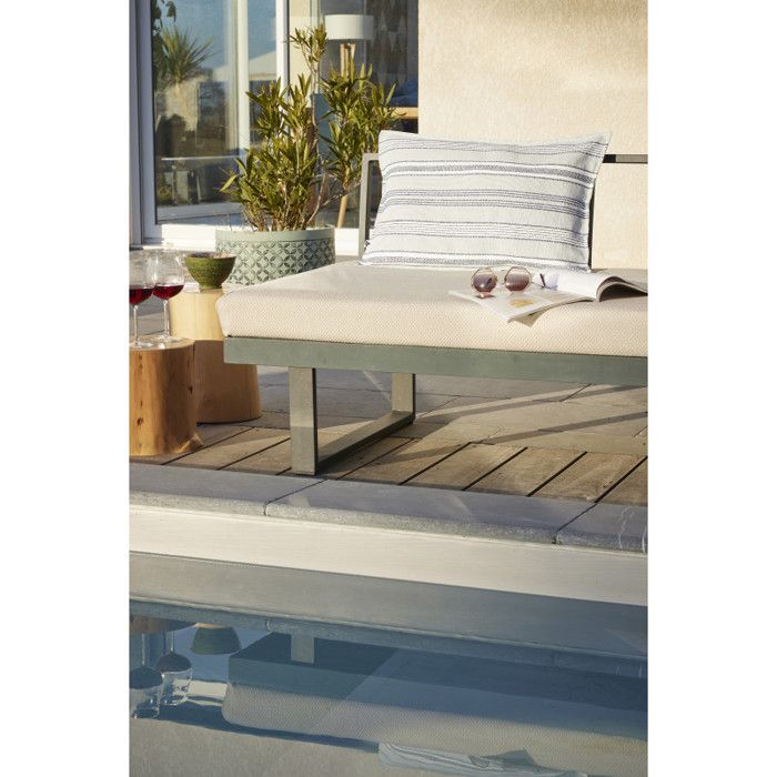 "Doris Outdoor" Cushion Cover All Sizes The Butterfly Effect - Doris Minuit - Cushion Cover 40 X 60 Cm