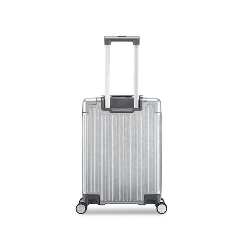 American Tourister 20-inch Spinner Luggage