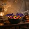 Plateau à collations style gothique Bol à bonbons d'Halloween Plat en céramique en forme de chauve-souris noire Grande pièce maîtresse de table de service en résine pour collations et friandises Table