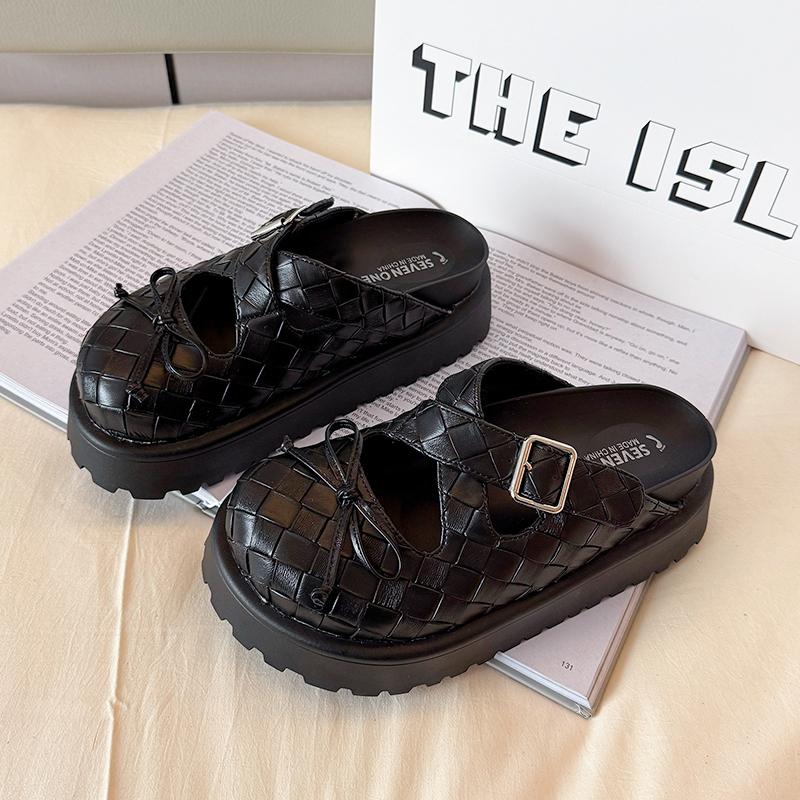 Fashion Women's Fashion Baotou Slippers Round Head Shallow Mouth Butterfly Knot Metal Buckle Waterproof Platform Flat Sandals