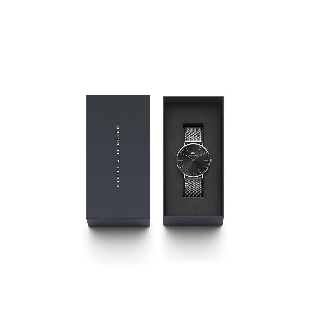 Danielwellingteon Classic Mesh Onyx Milanese Mesh Wristwatch