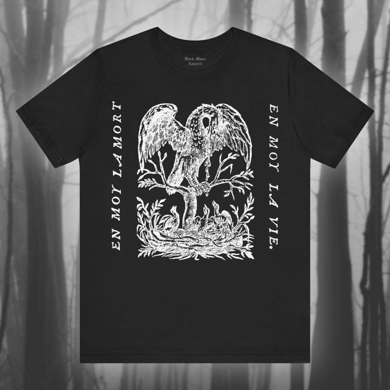 En Moy La Mort, Vintage Bird T-Shirt, Medieval T-Shirt, Gothic Shirt, Memento Mori, Dance of Death, Creepy, Spooky Goth Top Unisex Tee 3XL