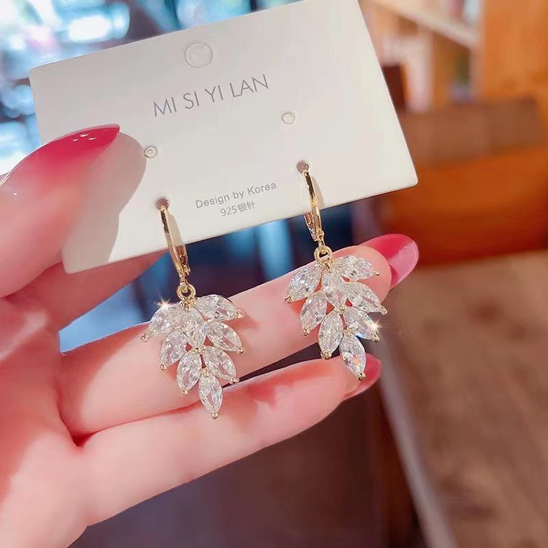 

Korean Crystal Leaf Flower Earrings for Women - Elegant and Fashionable