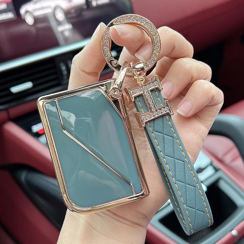 Lynk & Co Key Case: 2022 Limited Edition - Fits 06, 03, 01, 02 Hatchback Models, Stylish Buckle Design for Women.