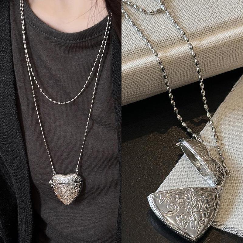 

Punk Metal Woven Coin Purse Pendant Necklace For Women Fashion Long Round Bead Chain Necklace Bowknot Pendant Necklaces A4