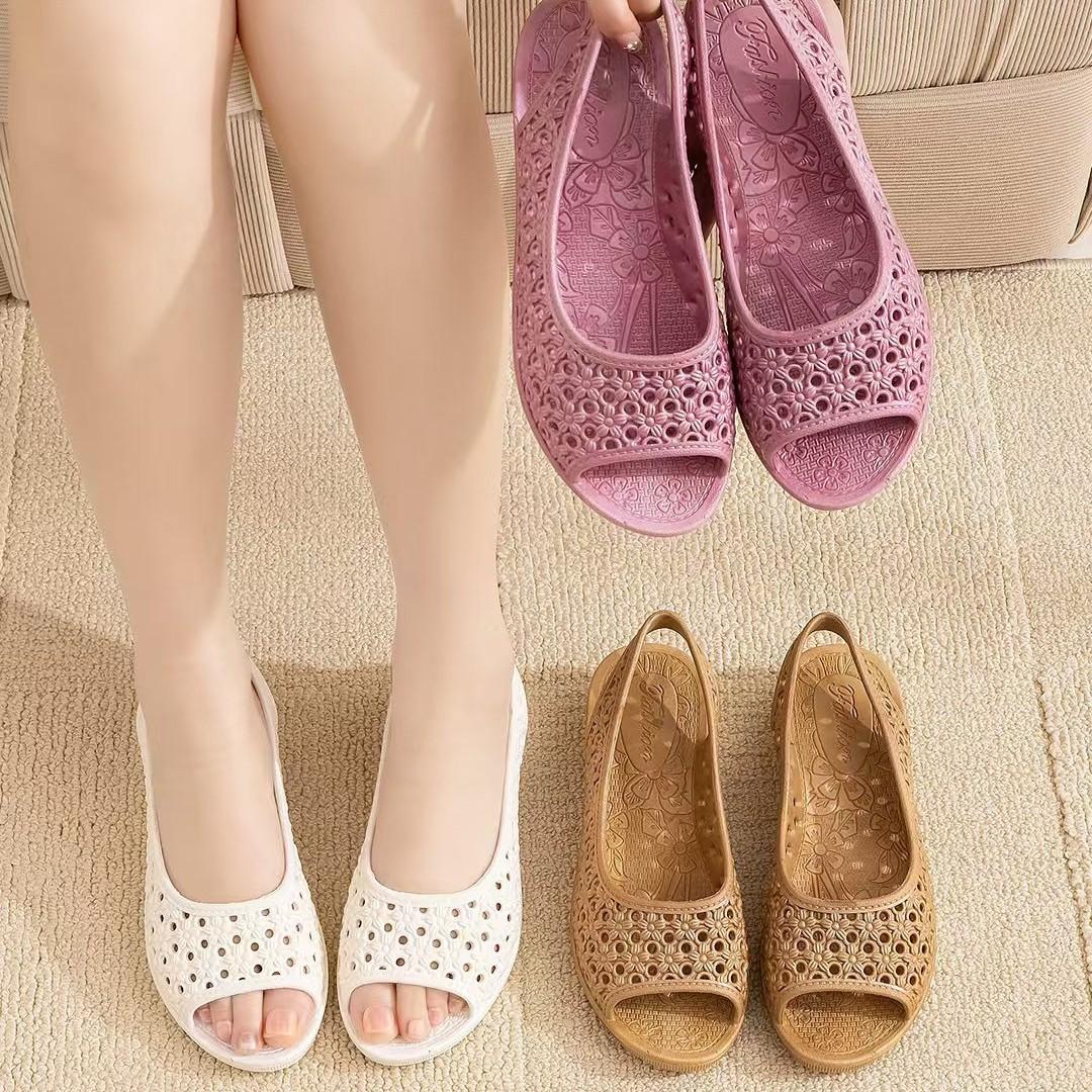 

2025 new style slippers casual single-layer shoes comfortable fashionable casual comfortable sandals summer fashionable slippers slippers sandals 36 [one size smaller]