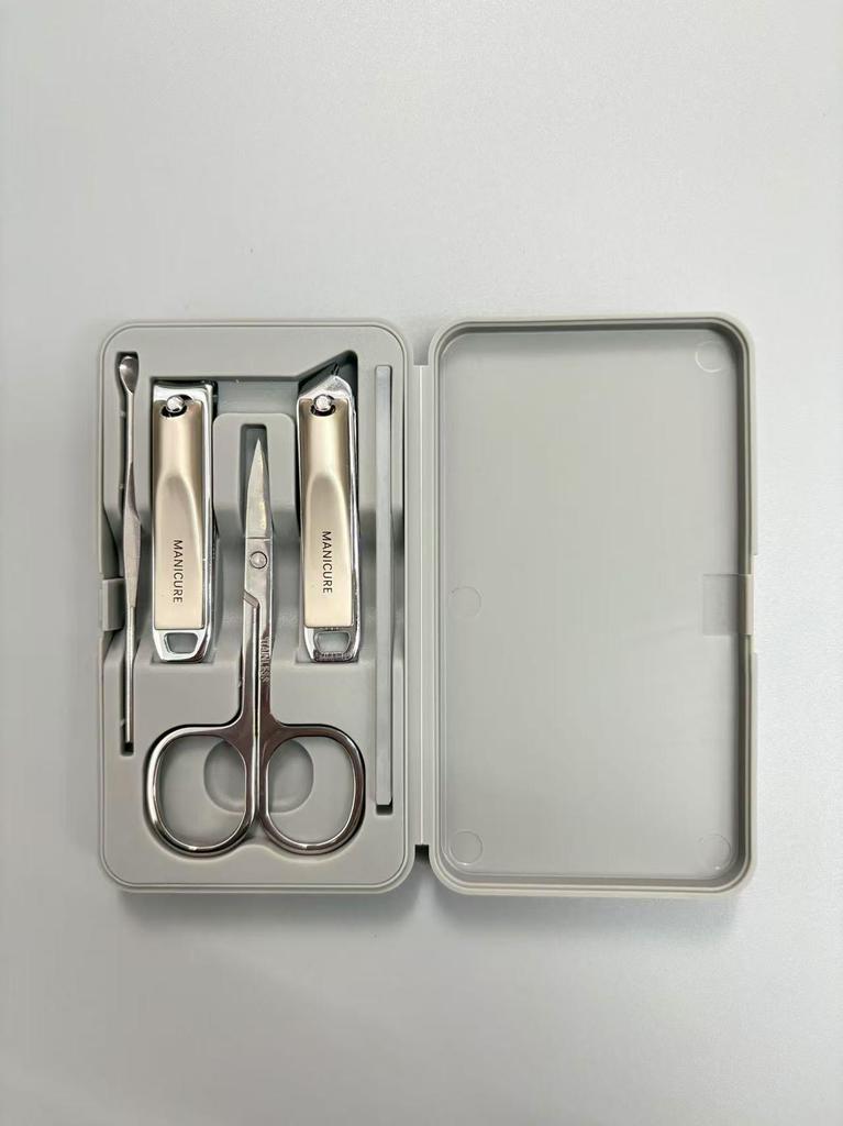 Anti-Splash Nail Clipper 6-Piece Set with Cover for Manicure & Pedicure