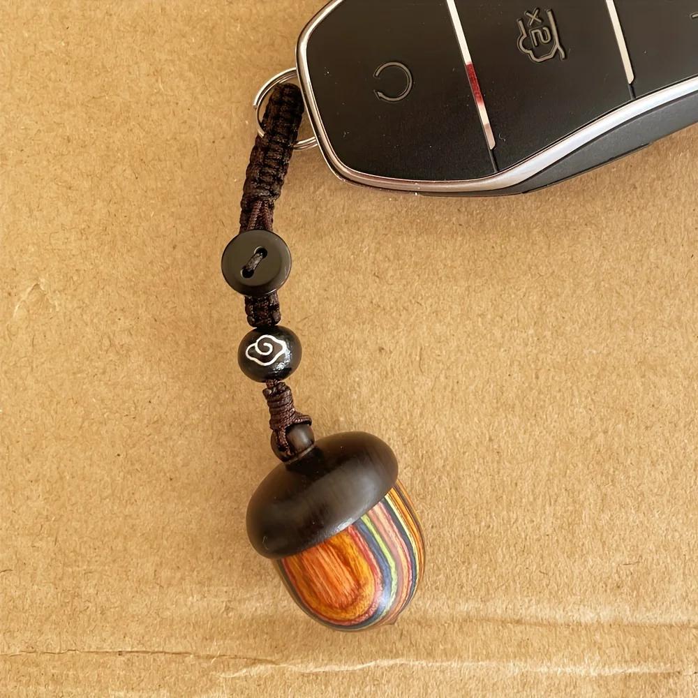 1PC Engraved Wooden Acorn Pine Cone Keychain Vintage Creative Cute Ornament for Keys Backpacks and Purse