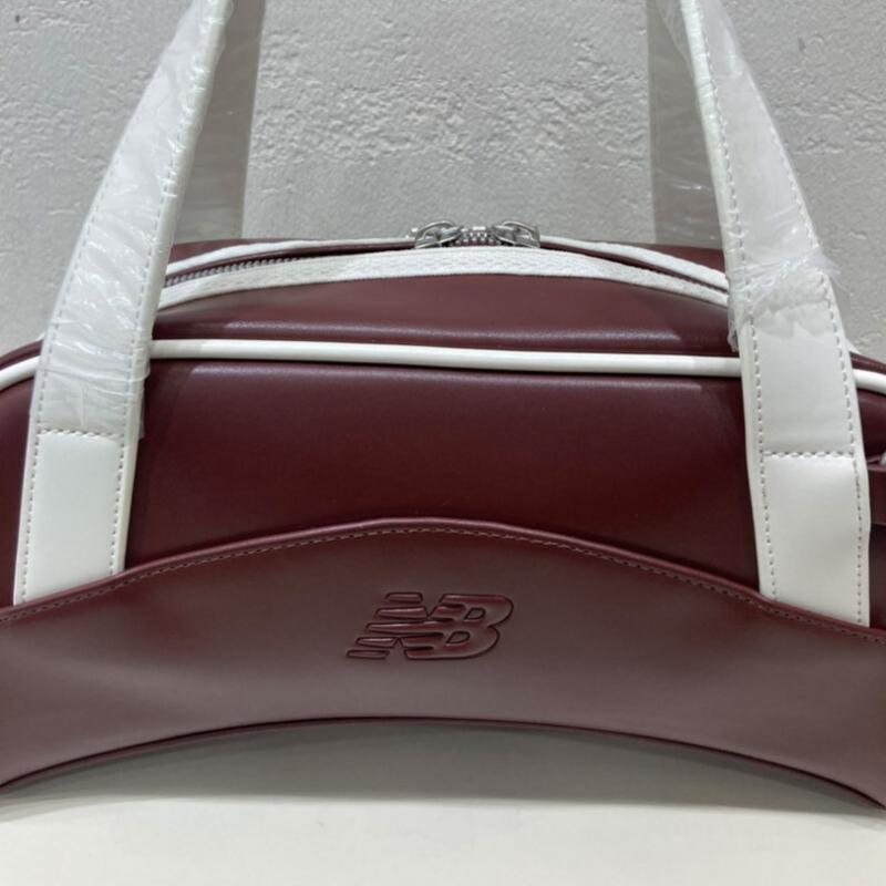 New Balance Track Top Handle Bag Nbgcfsw109 Burgundy