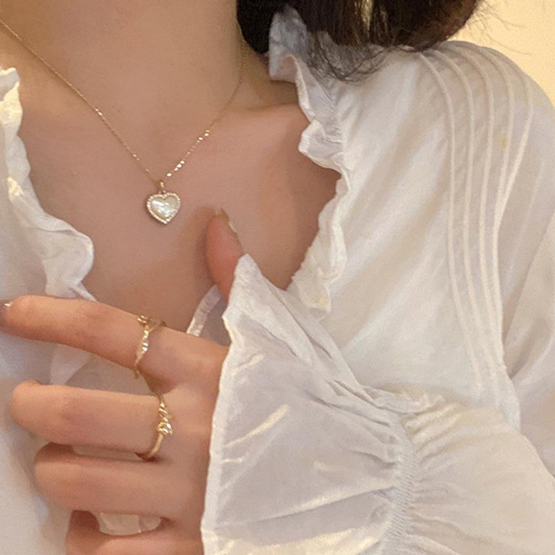 Liebe Halskette Damen Nische Neu Schlüsselbein Kette Einfaches Design Halskette Zubehör