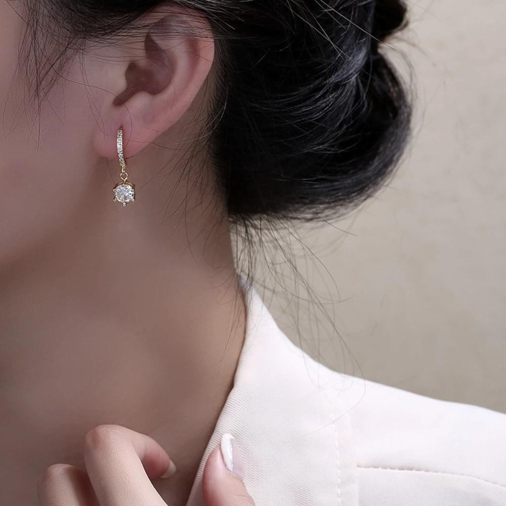 Light Luxury Round Crystal Ear Studs Simple Ladies' Ear Accessories Spring Summer
