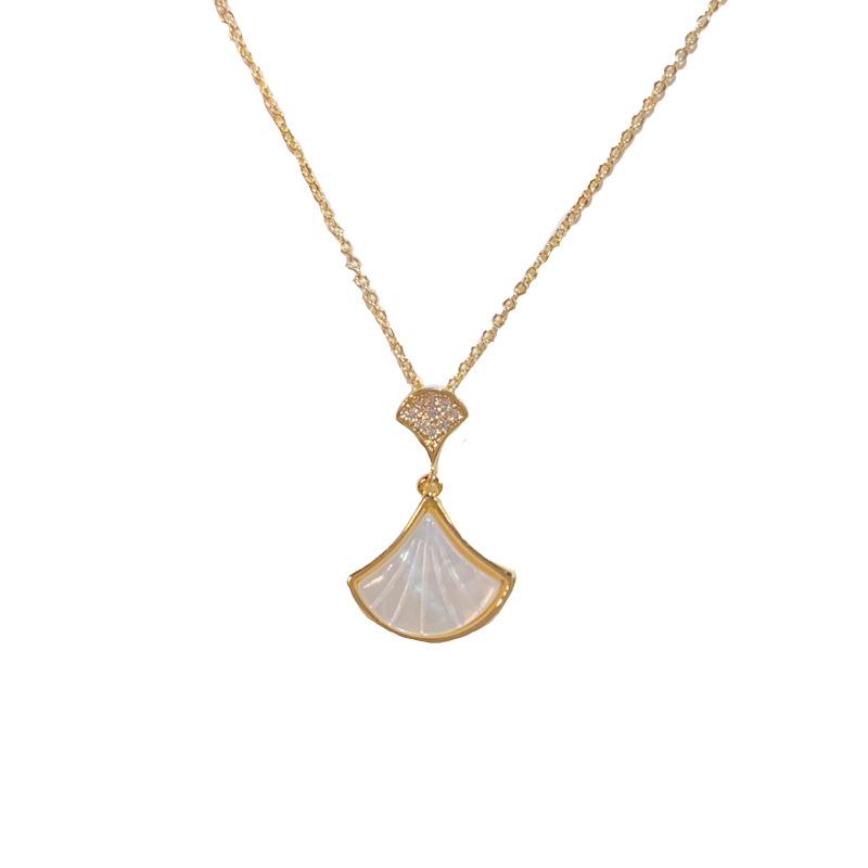 Colier Exquis High-End cu Pandantiv Evantai din Sidef - Accesoriu Versatil de Tip Choker de Lux