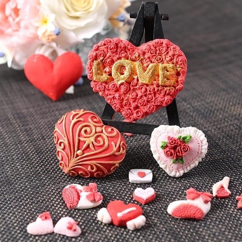 Pink 3D Love Roses Heart-shaped Silicone Mold Fondant Cake Mold Baking Desert Cake Decorating