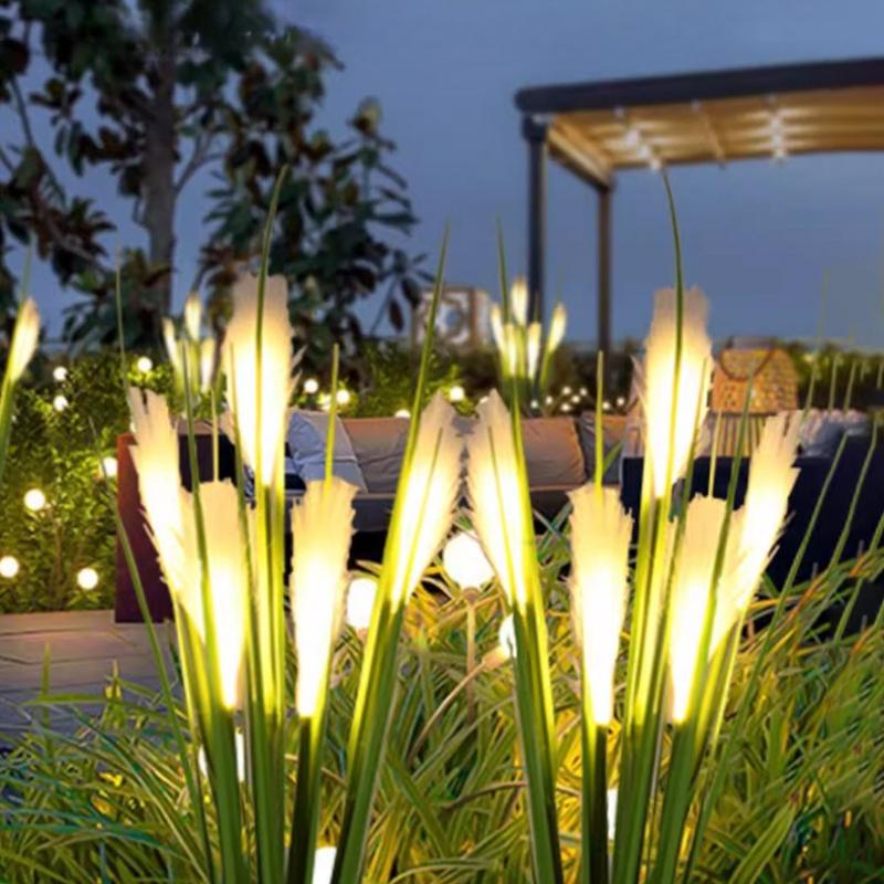 Solar Powered Reed Shaped Light Waterproof Outdoor Courtyard Lamp for Garden Park Road Courtyard Lawn Patio Decor Lighting
