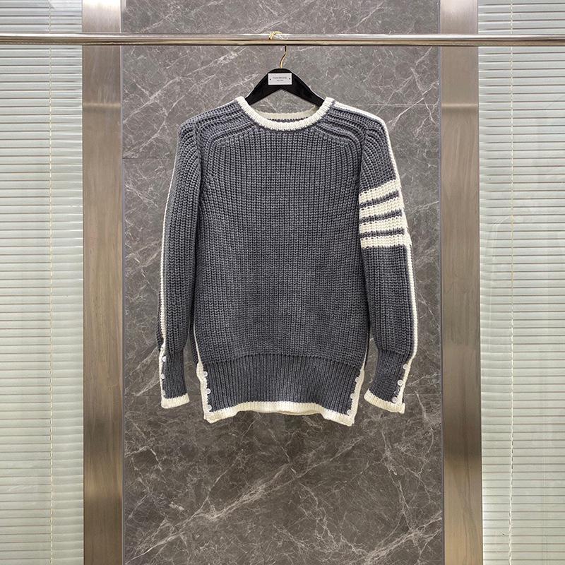 Unisex Chunky Knit Pullover: Four-Bar White-Edged Round Neck Sweater for Autumn & Winter