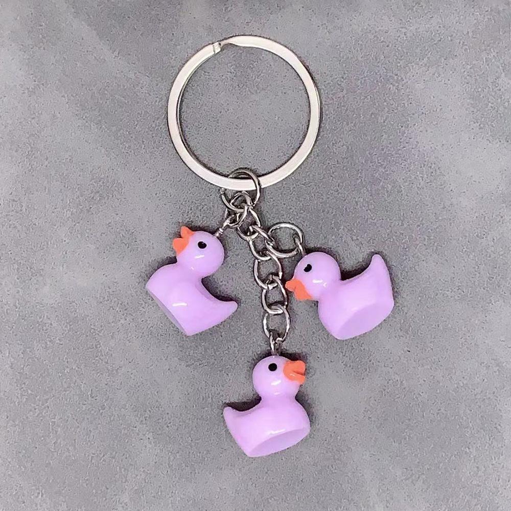 Porte-clés Simple Animal en Résine Pendentif Canard Accessoires de Sac à Dos pour Femmes Couple Famille Pendentif Porte-clés