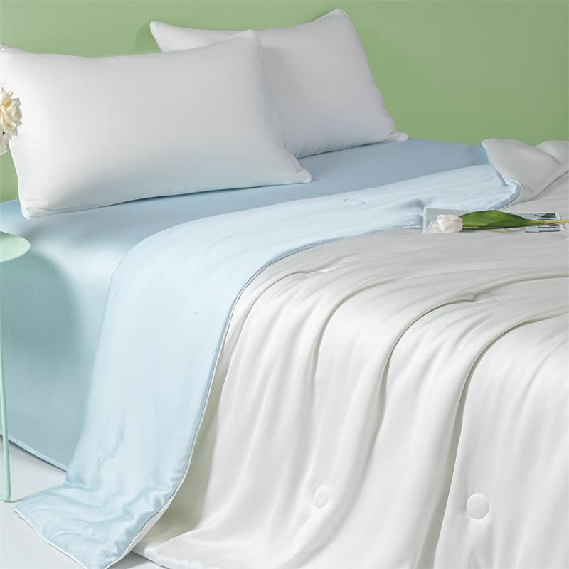 Summer Ice Silk Quilted 4-Piece Set: Lightweight, Machine Washable for Single & Double Beds
