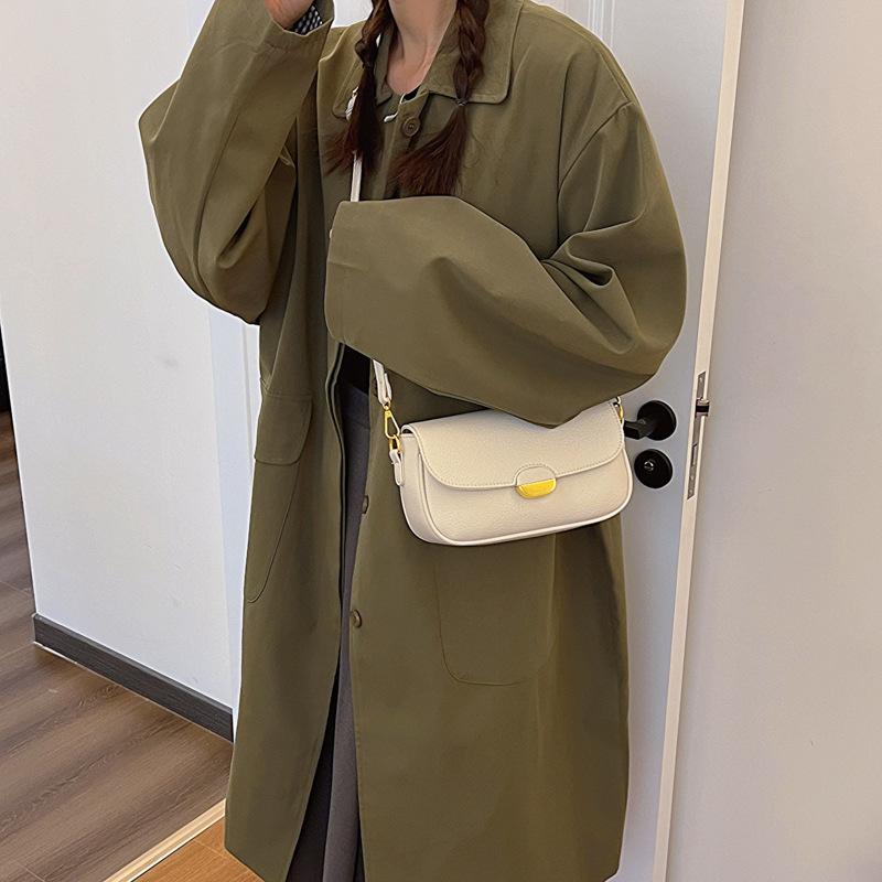Underarm bag women's new texture women's casual shoulder messenger bag solid color fashion small square bag