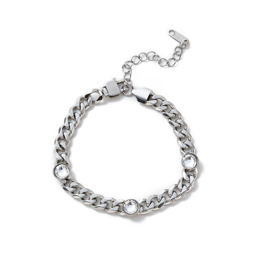 Geometric Water Drop Necklace With Cz Stones For Fashionable Women And Men