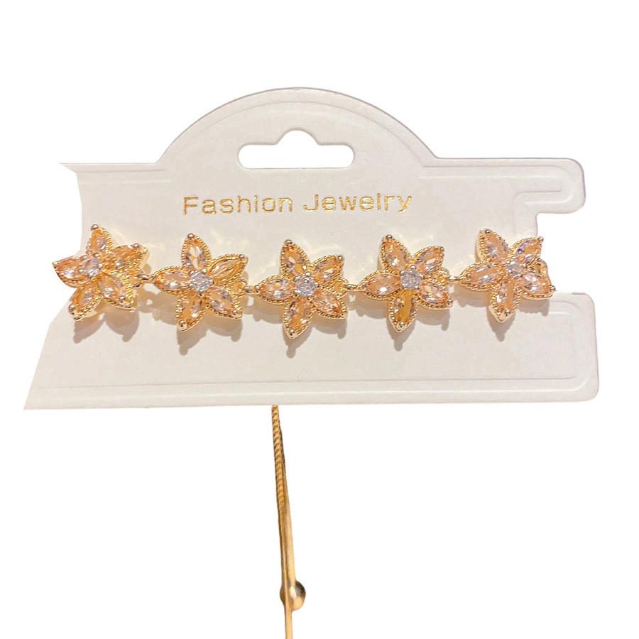 Elegant Zircon Flower Pendant Bracelet With Adjustable Chain For Womens Fashion Accessory