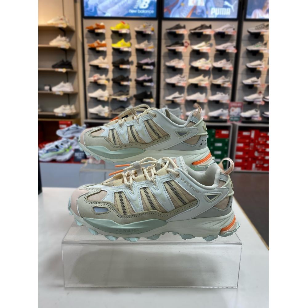 

Мужские кроссовки adidas Hyper Tough Adventure GX4513