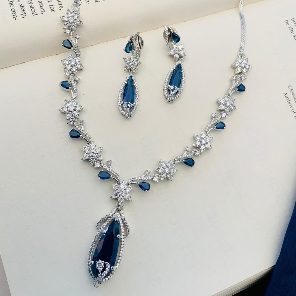 Silver Plated Diamond Round Necklace Set Diamond Necklace Set for Women