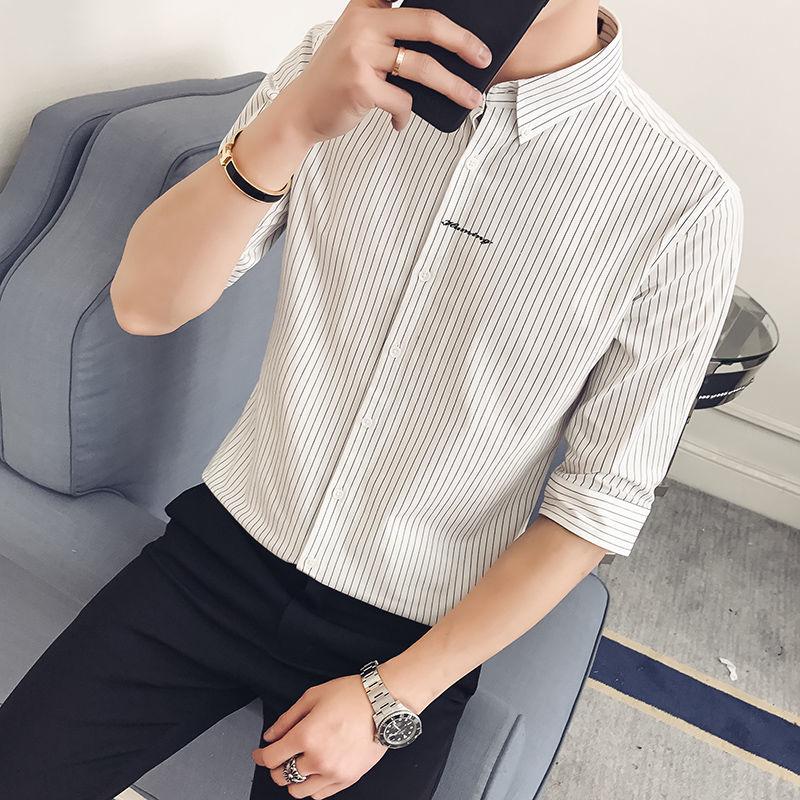 2024 New Summer Fashion Korean Version Trendy Lapel Stripes Casual and Handsome Slim Fit Men's Quarter Sleeved Shirt Shirt