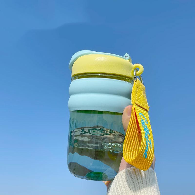 Large Capacity Plastic Cup, Student Portable Outdoor Hand Guard, High Temperature Resistant Direct Drinking Water Cup