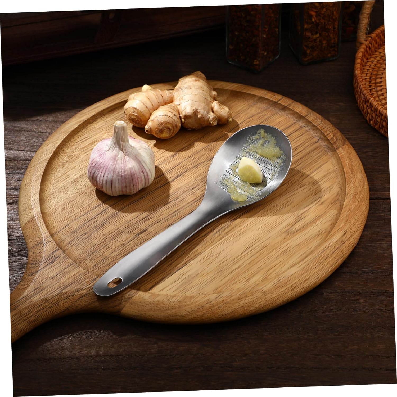 

2 шт. Ложкообразные терки из нержавеющей стали для чеснока и имбиря Универсальные кухонные инструменты для измельчения чеснока, фруктов и овощей Конструкция для легкого использования