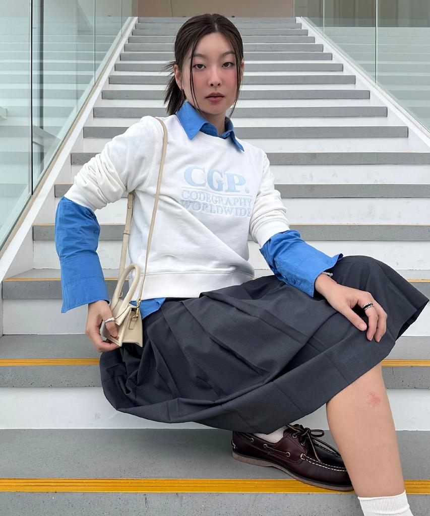 CGP (Women) Square Logo Sweatshirt_Off-White
