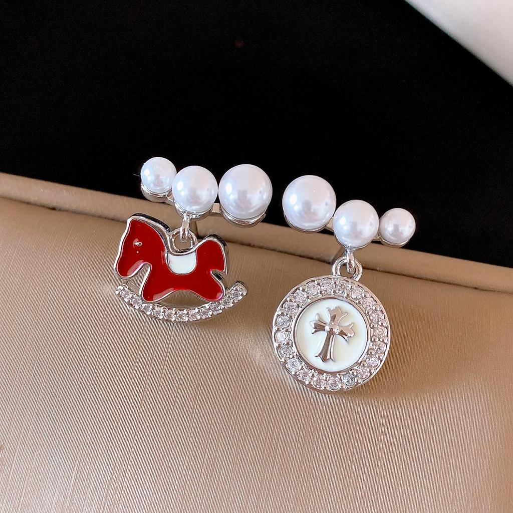 New Chinese Style Simple Natal Year Zircon Pony Earrings Earrings Fashionable and Exquisite Versatile Earrings Women
