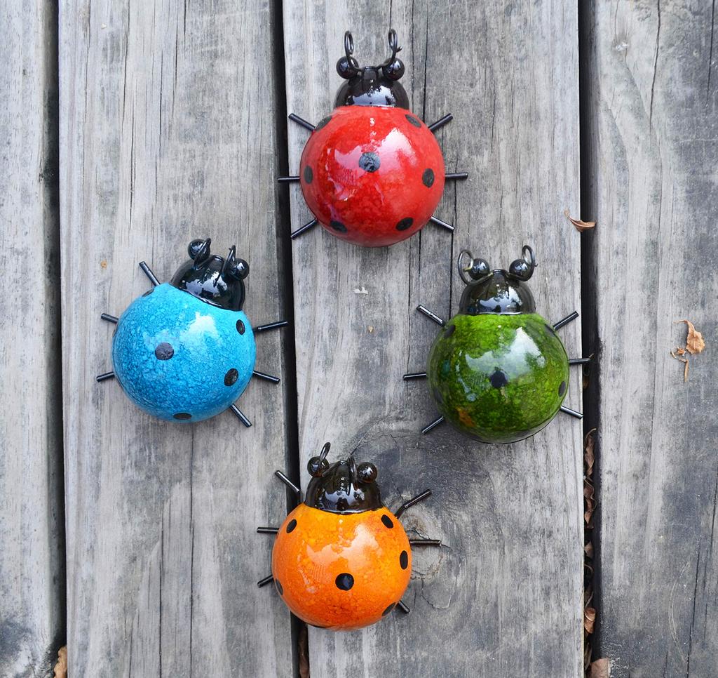 Garden Decoration Statue Cute Metal Ladybugs Outdoor Wall Sculpture Kindergarten Decoration with Small Insects Home Decor