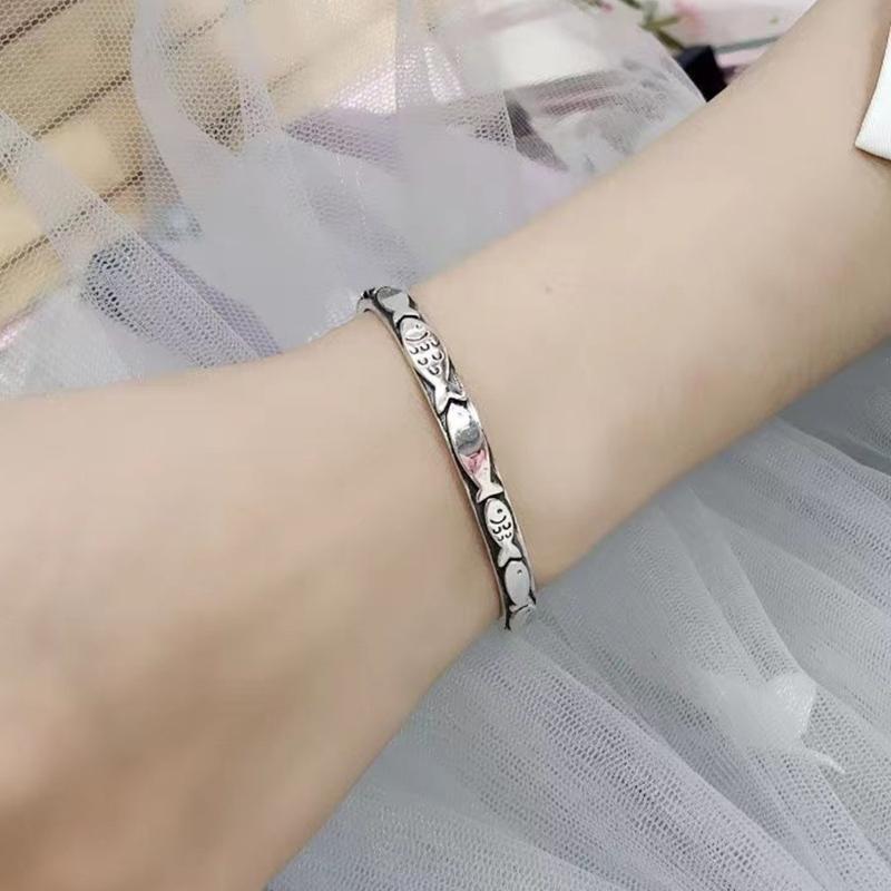 Vintage Styles Adjustable Fish Motif Cuff Bracelet Craft Of Sturdy Alloy Materials