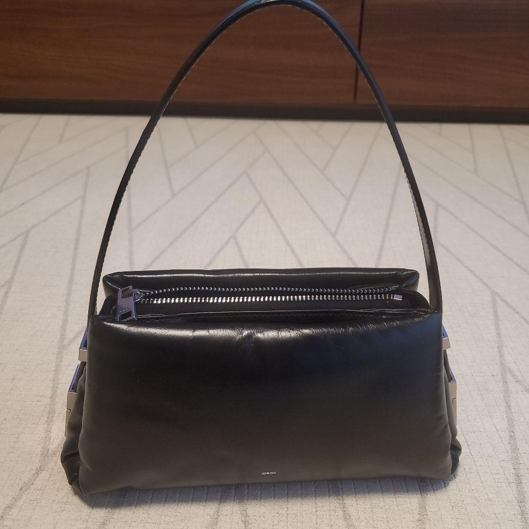 

[USED] OSOI black leather shoulder bag
