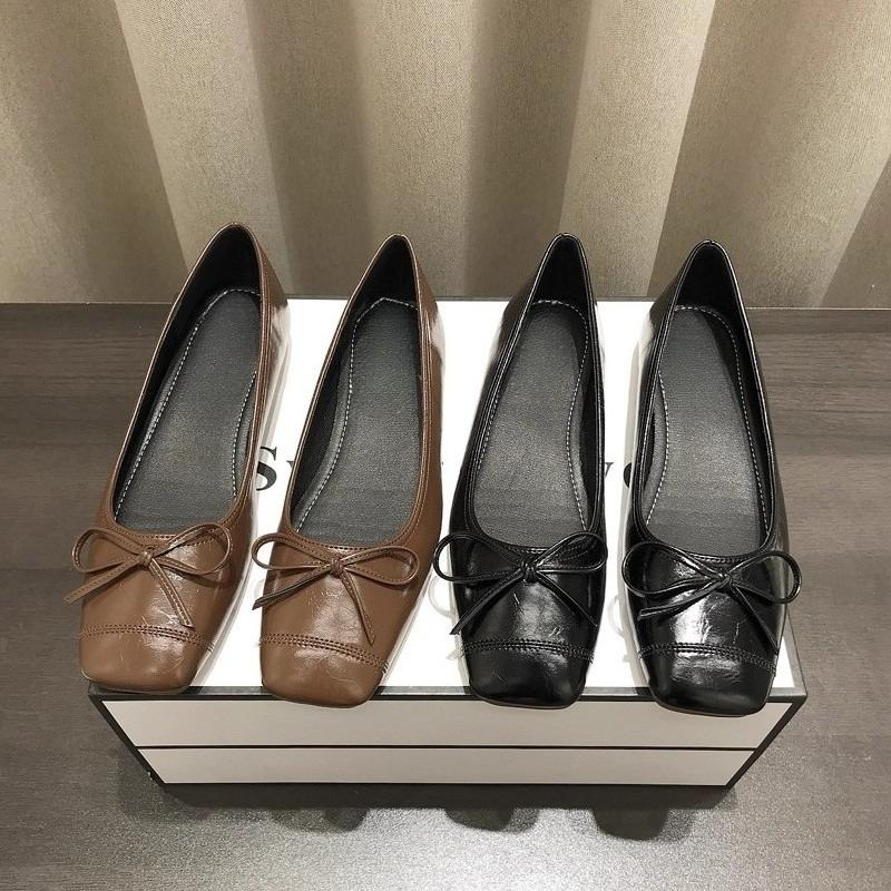 Womens Flat Shoes 2025 Autumn Butterfly Knot Square Toe Low Heel Casual Shoes French Vintage Silver Color Soft Sole Ballet Flats