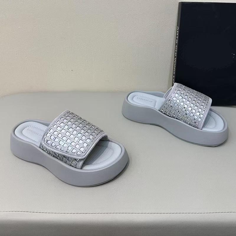 Fashion Flats Platform Women Slippers Casual Shoes Designer Cozy Shoes Woman Sandals 2025 Summer Beach Flip Flops Trend Female Zapatos