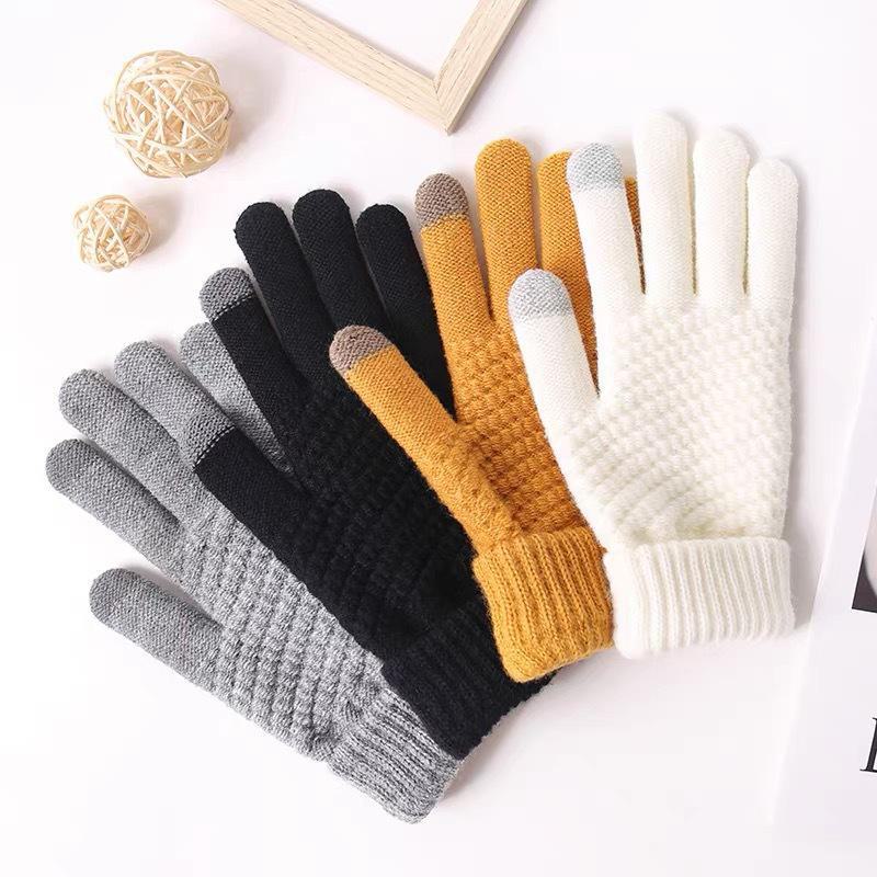 Stylish Pineapple Pattern Touch Screen Gloves – Warm, Reversible Stitch for Autumn and Winter