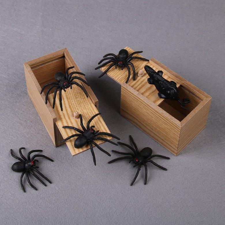 Boîte Surprise Araignée Spider Box, Fausse Araignée Blague Halloween, Jouet Drôle en Caoutchouc - Jeux - Jouets Boîte Surprise Araignée Spider Box, Fausse Araignée Blague Halloween, Jouet Drôle en Caoutchouc - Jeux - Jouets