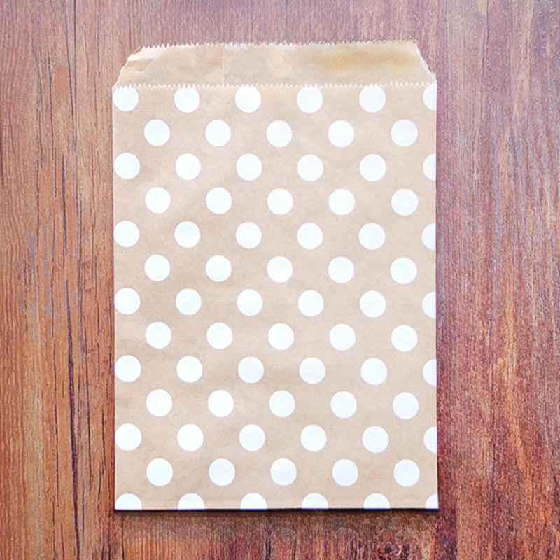 25st Vågprickiga Kraftpappersgodis- och Kexpåsar Förpackningspåse Popcornpåse Födelsedagsinslagningstillbehör Bakverktyg